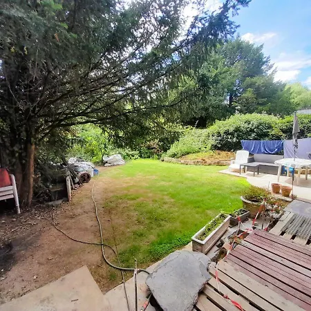 Apartment Sur Jardin Au Calme A Pernes 1 *