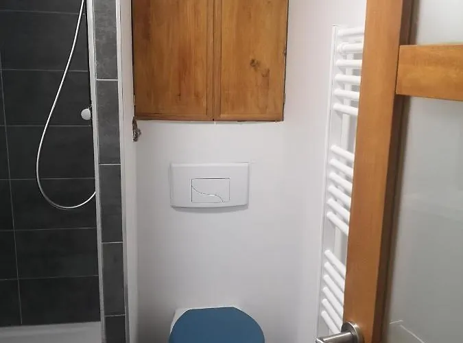 Sur Jardin Au Calme A Pernes 1 Lägenhet